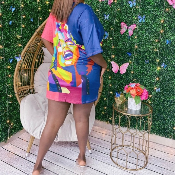 Oversized Ladies Tee - Picture 4 of 8